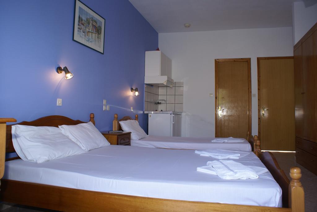 Andrianna Apartments Ammoudia Room photo