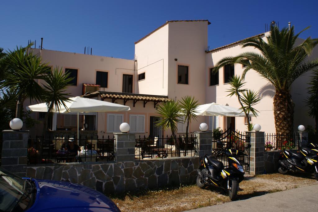 Andrianna Apartments Ammoudia Exterior photo